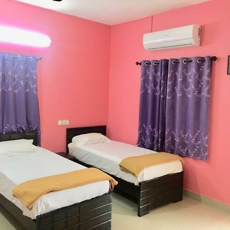 Royal Palace Guest House Chennai Exterior photo
